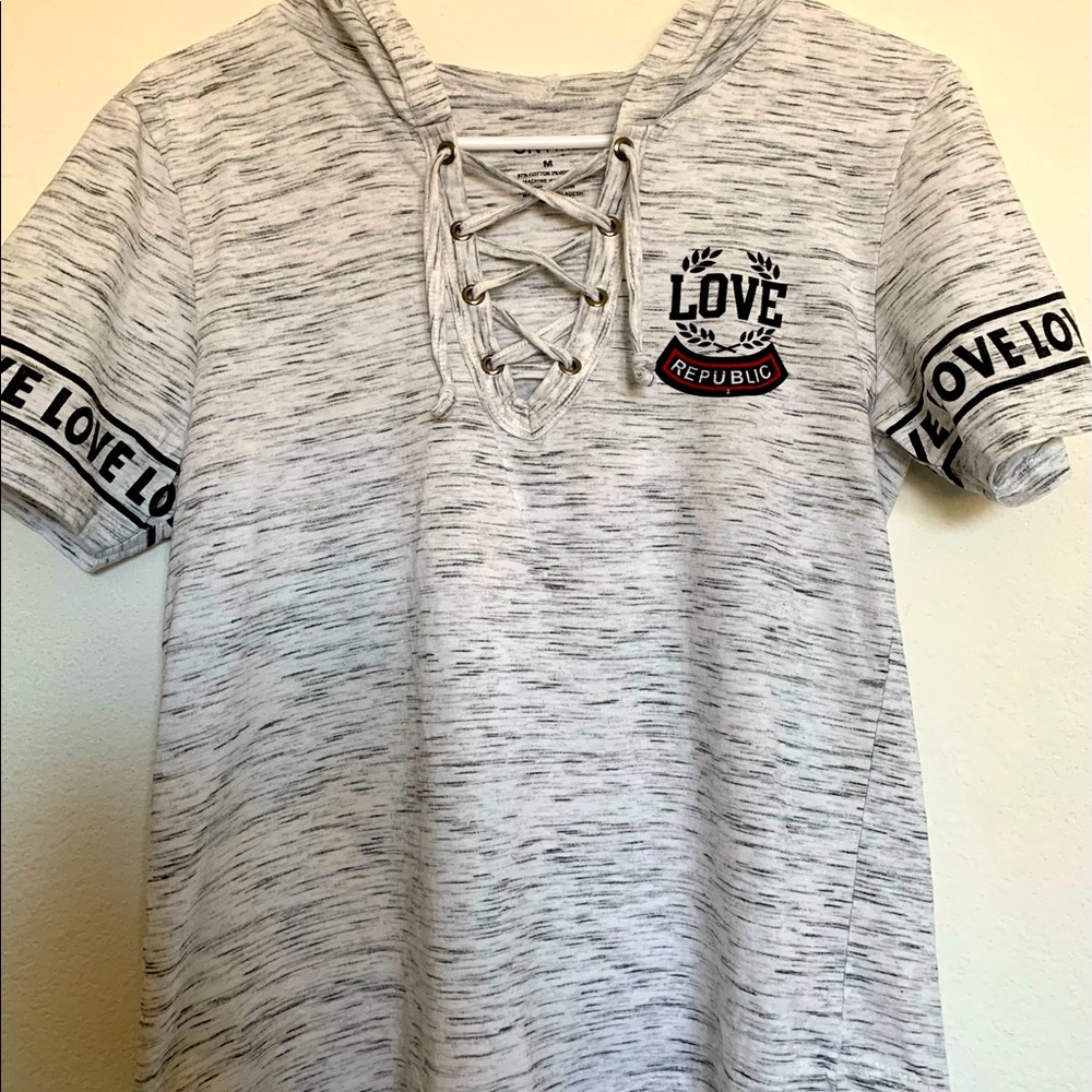 Love Republic Hooded Tee by On Fire. Medium